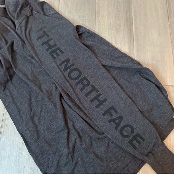 The North Face Mens Logo Long Sleeve Small - Picture 6 of 7